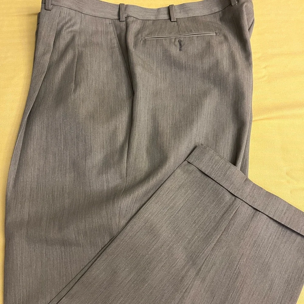BRITCHES Gray Pleated Dress Pants size 40 - Picture 2 of 6